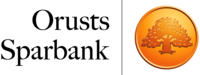 Logotyp för Orusts Sparbank med text och en orange cirkel med ett träd.