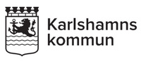 Karlshamns kommuns logotyp med ett lejon som håller ett ankare och vågor under, samt texten 'Karlshamns kommun'.