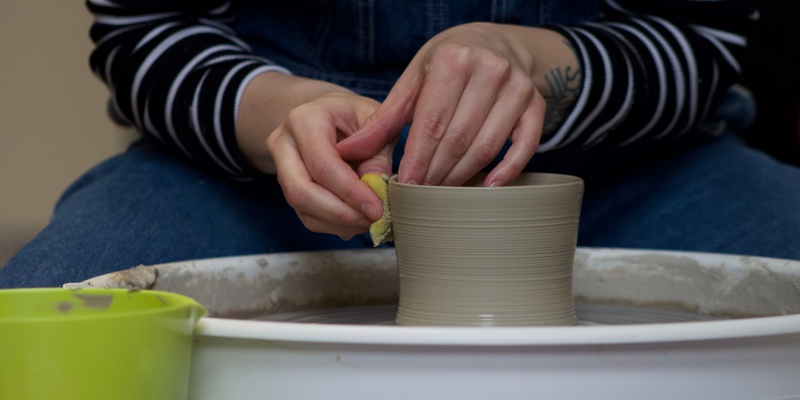 Dags att dreja din egen kopp? Pop-up-drejning i sommar!