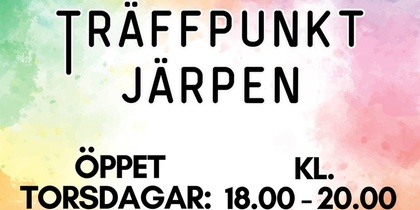 Affisch med information om Träffpunkt Järpen, öppet torsdagar kl. 18-20, färgglad bakgrund.