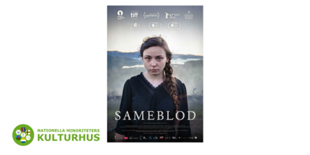 Affisch för filmen Sameblod med en person i traditionell klädsel framför ett landskap. Text och logotyper syns.