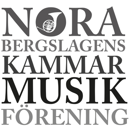 Logotyp med texten 'Nora Bergslagens Kammarmusikförening' och en fransk horn-symbol i bokstaven O.