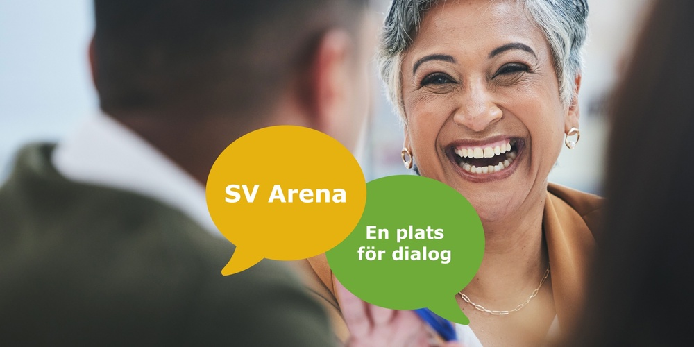 Två personer samtalar vid ett bord med pratbubblor som säger 'SV Arena' och 'En plats för dialog'.