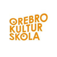 Logotyp för Örebro Kulturskola i orange text mot vit bakgrund.