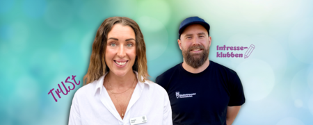 Två personer står framför en blågrön bakgrund med texten 'Trust' och 'Intresseklubben' bredvid sig.