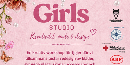 Affisch för kreativ workshop för tjejer om mode och design, med rosa blommor och illustrerad kvinna.