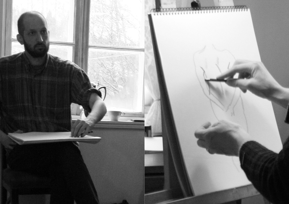 Tvådelad svartvit bild: en man sitter med ett ritblock, och en hand tecknar en kroppsfigur på papper.