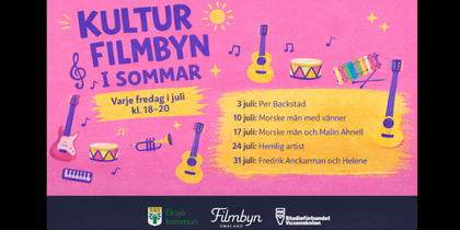 Affisch för sommarevenemanget 'Kultur Filmbyn i sommar' med musiktema, datum och artister, färgglada instrument på rosa bakgrund.