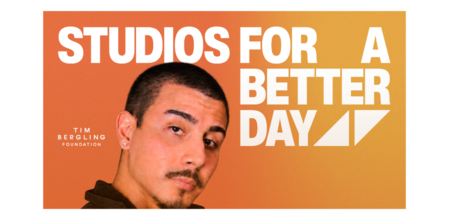 Man med kort hår och mustasch framför orange bakgrund med texten 'Studios for a better day'.