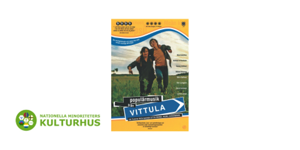 Filmaffisch för 'Populärmusik från Vittula' med två pojkar som springer på en äng, gul och blå design.