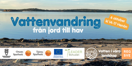 Affisch för Vattenvandring vid havet, 6 oktober kl 14-17 i Henån, med logotyper och blå himmel.