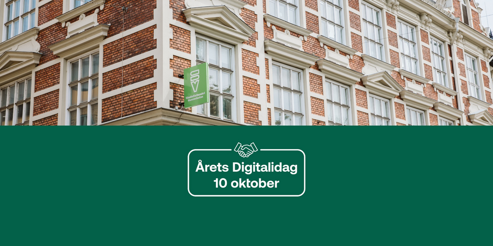 Röd tegelfasad med SV logotyp. Över bilden en banner med texten Årets Digitalidag 10 oktober.