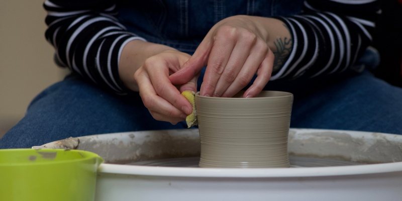 Dags att dreja din egen kopp? Pop-up-drejning i sommar!