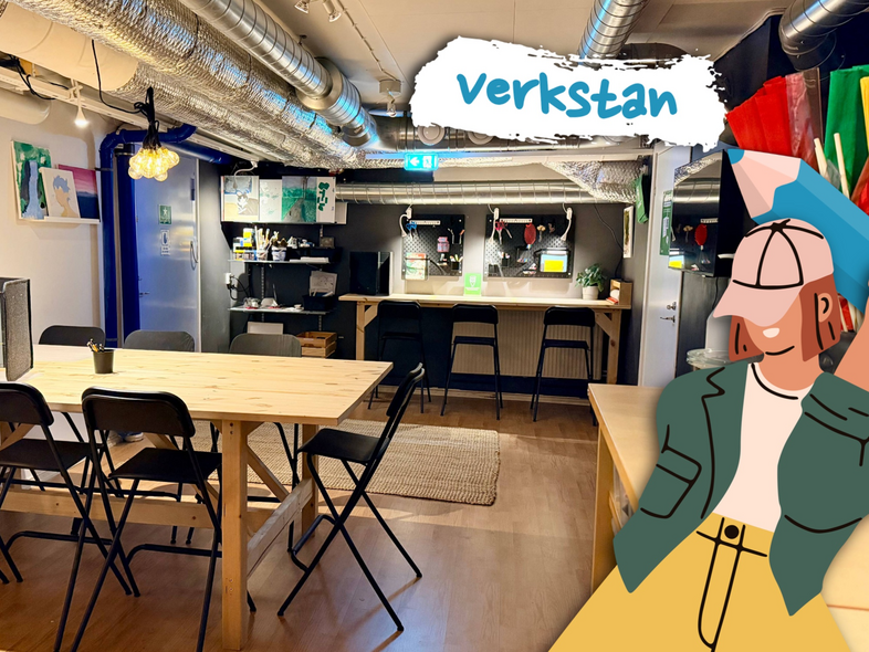 Ljust och modernt verkstadsrum med träbord, svarta stolar, konstmaterial och tecknad figur i förgrunden.