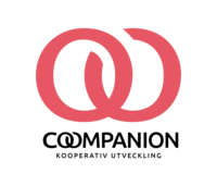 Logotyp med två röda, sammanlänkade ringar och texten 'Coompanion Kooperativ Utveckling'.