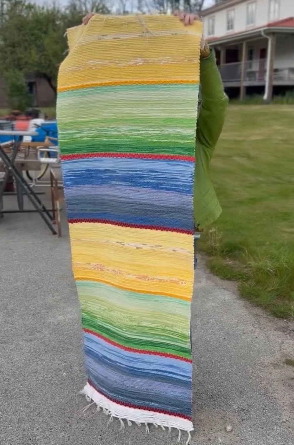 Vävd trasmattor i gult grön och blått