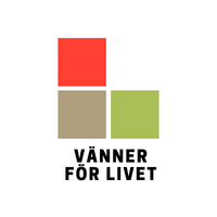 Tre färgade rutor i rött, beige och grönt ovanför texten 'Vänner för livet' på vit bakgrund.