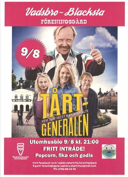 Affisch för utomhusbio med filmen Tårtgeneralen, visar fem personer och information om evenemanget.
