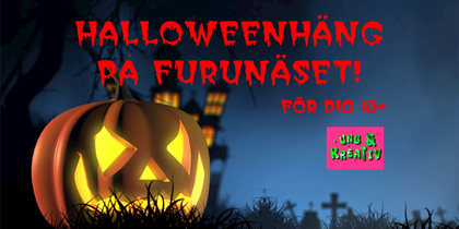 En glödande pumpa med utskuret ansikte står på en kyrkogård med text om Halloweenhändelse på Furunäset för 13+ år.