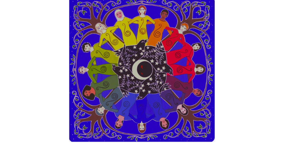 Cirkulär illustration med personer i regnbågens färger, omgivna av träd på blå bakgrund.