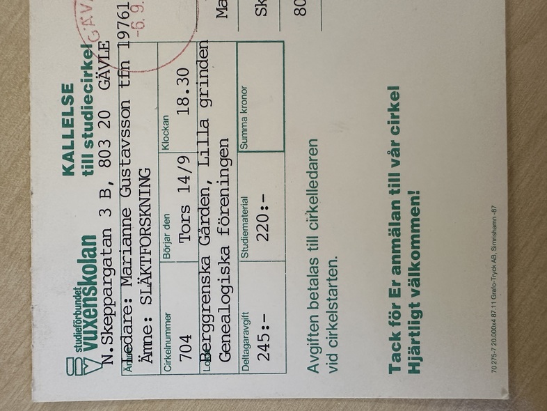 Inbjudan till studiecirkel om släktforskning från Vuxenskolan i Gävle, med kursinformation och avgifter.