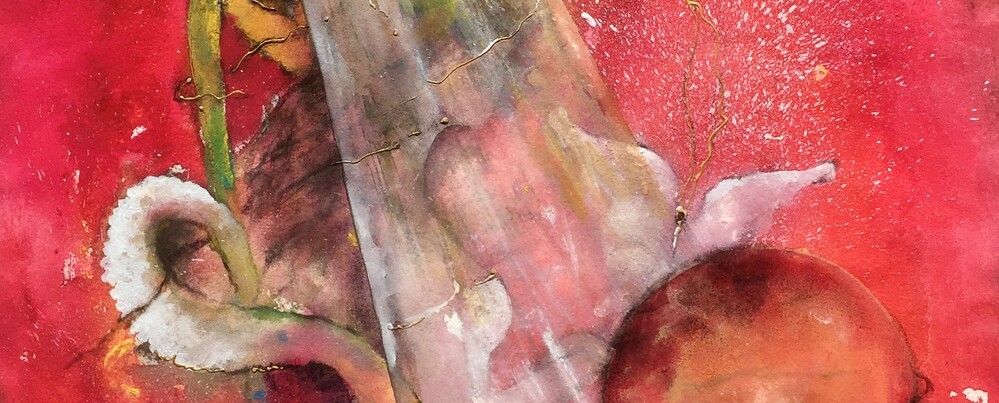Abstrakt målning med röda och rosa toner, organiska former och texturer, samt inslag av grönt och vitt.